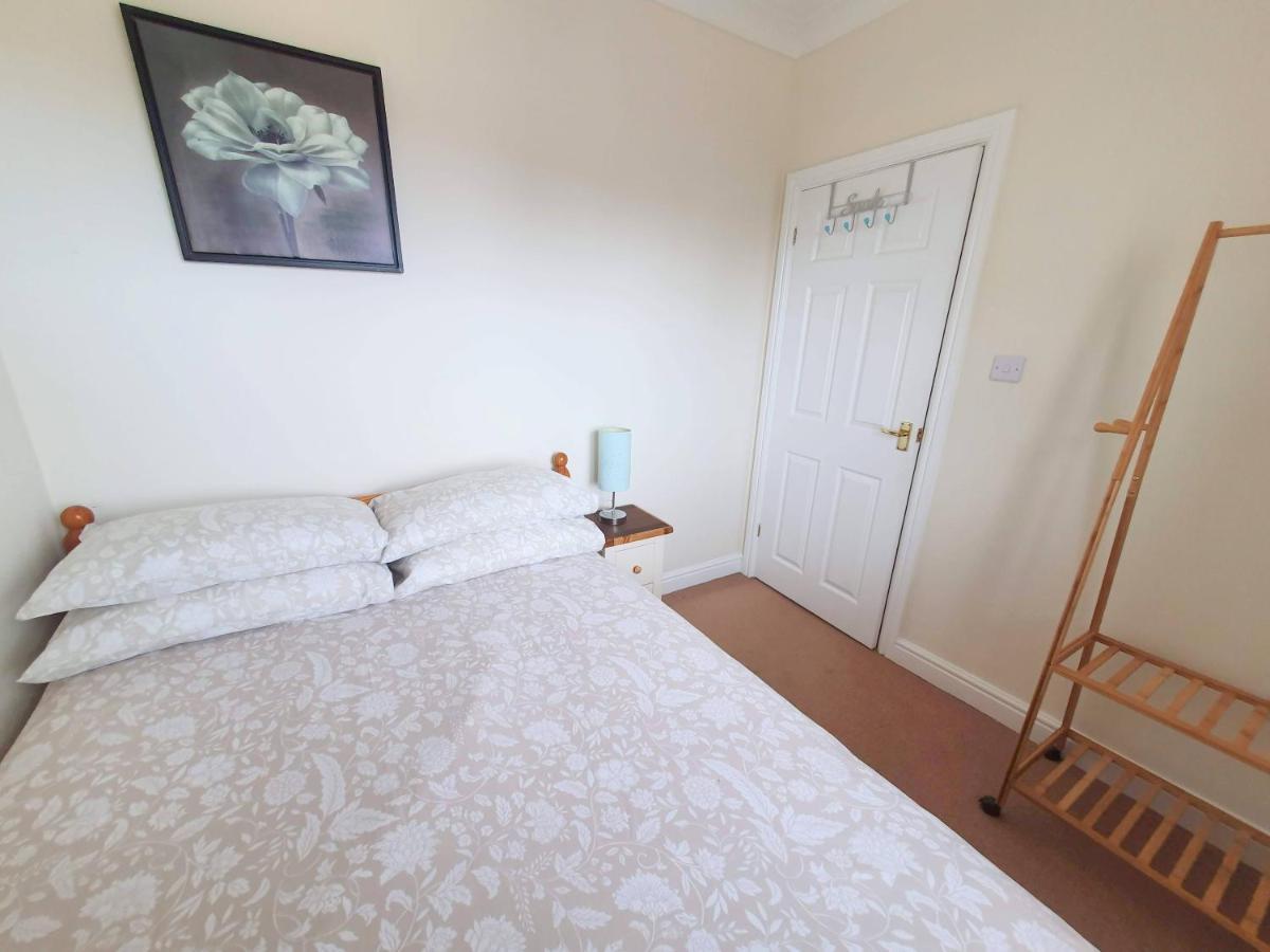 Holiday home Friars Walk With 2 Bedrooms, 2 Bathrooms, Fast Wi-fi And Private Parking *