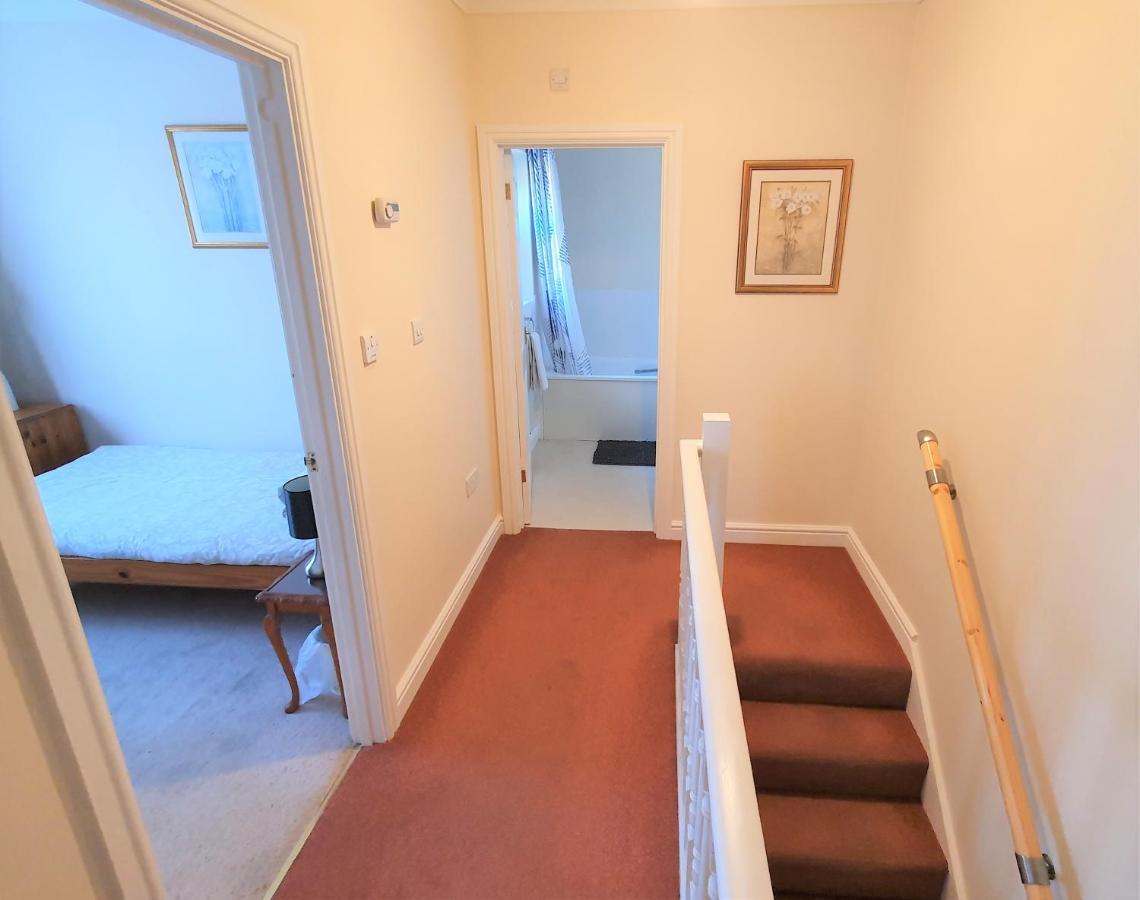 Friars Walk With 2 Bedrooms, 2 Bathrooms, Fast Wi-fi And Private Parking Sittingbourne